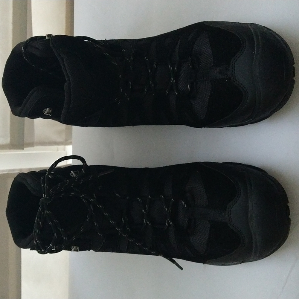 Ozark Trail Bump Toe Men's size 14 Never worn